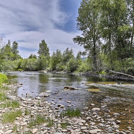 Riverfront Cabin About 4 Mi To Granby Ranch! Bagian luar foto